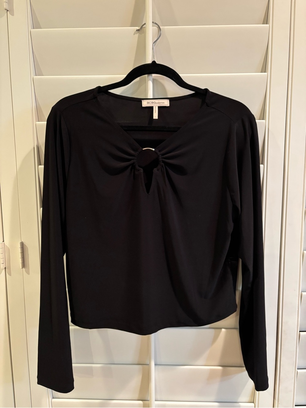 BCBGeneration Black Long-Sleeve Ring-Detail Top